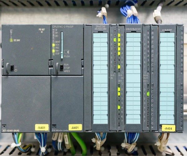 PLC